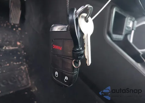 2020 Jeep Renegade Latitude Fwd z USA, uszkodzony, nr VIN ZACNJABB3LPL90496